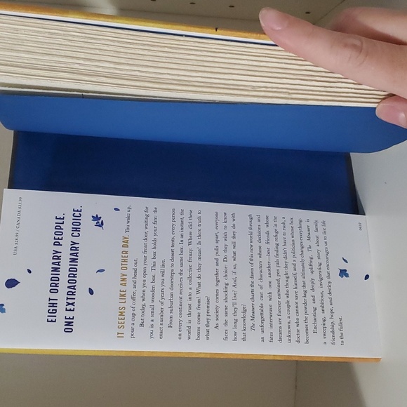 The Measure by Nikki Erlick hardcover book - Picture 4 of 5